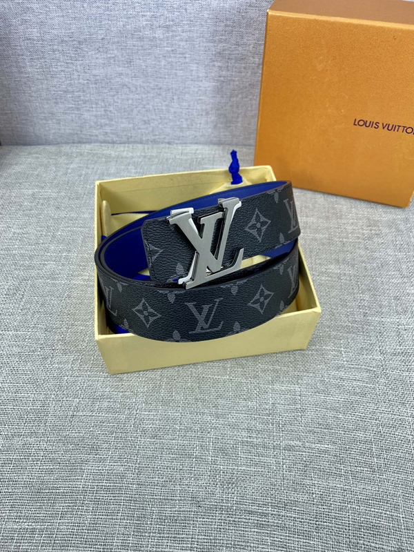 激安ルイヴィトンベルト着用イメージ